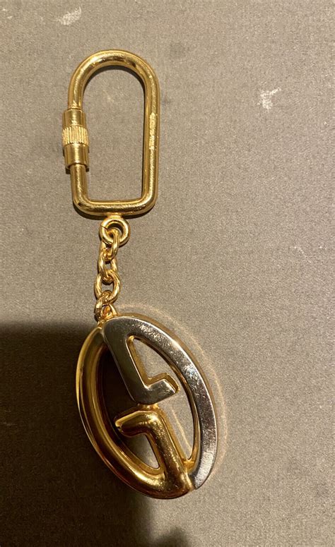 gucci key ring holder